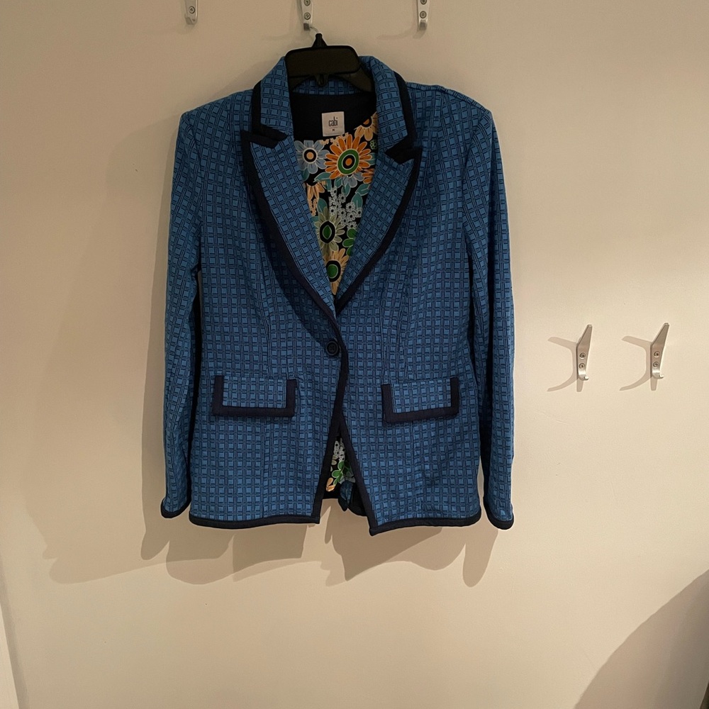 Cabi, blazer, size medium, royal blue.